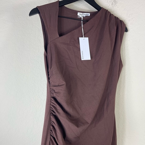 Reformation Amiah Knit One Shoulder Maxi Dress in Cafe Size XL NWT - Picture 7 of 11